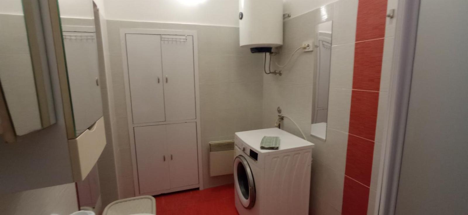Matija Apartman *